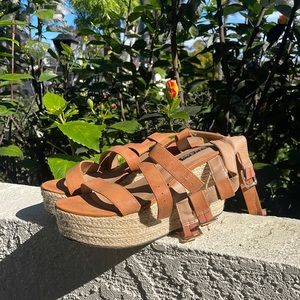 Platform scrappy heels